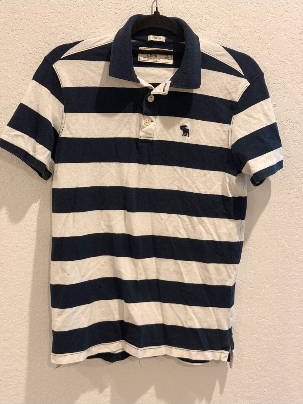 Abercrombie & Fitch Men's Navy and White Wide-Stripe Polo